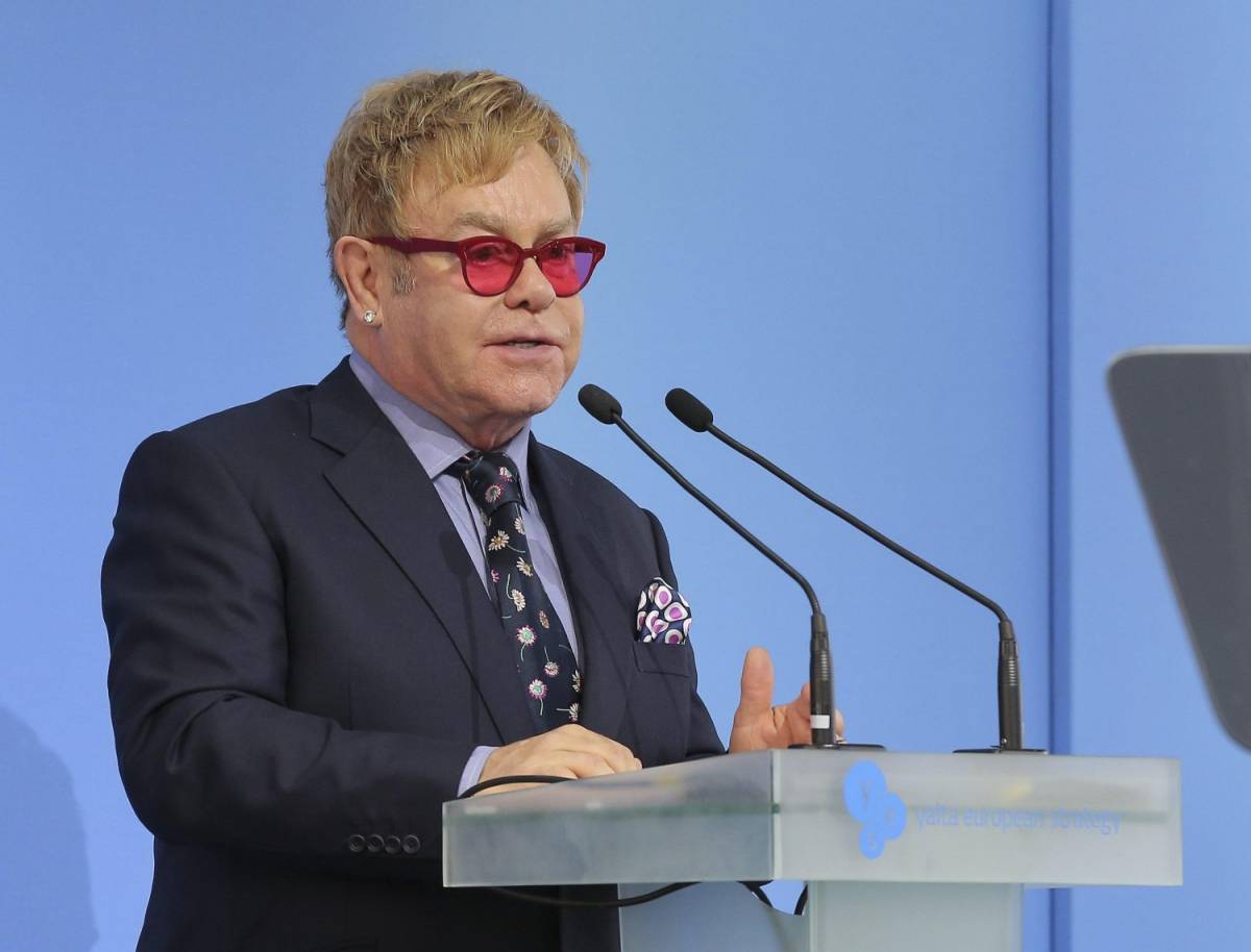 Elton John, obiettivo Sanremo Pronto ad «aprire» il Festival