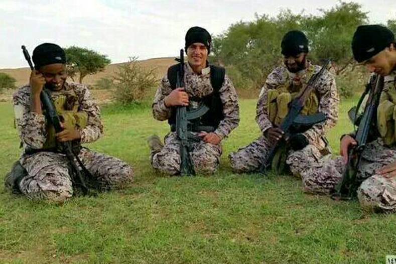 Nell'immagine diffusa dall'Isis i miliziani che avrebbero attaccato a Tripoli