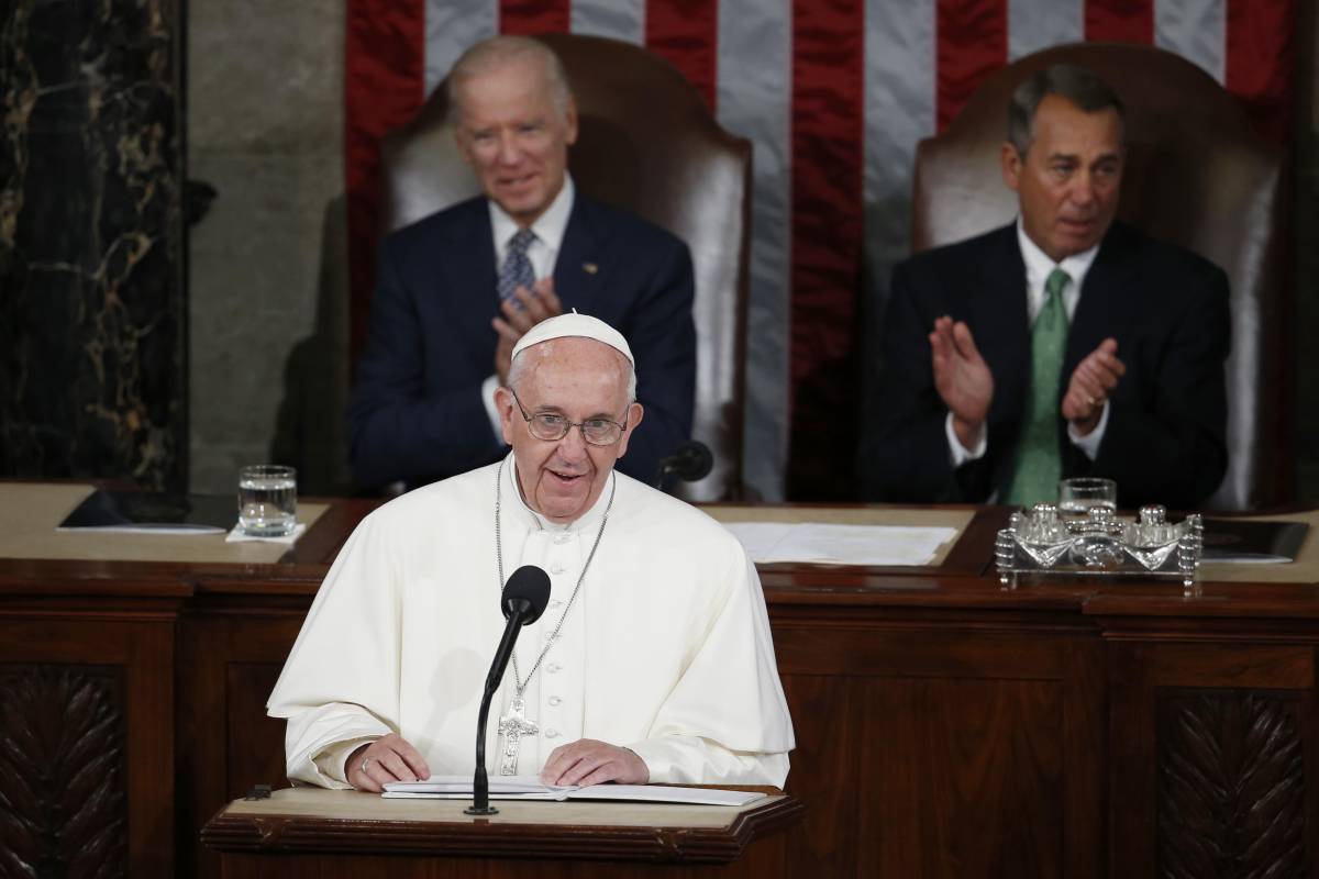 Il Papa fa l'americano e delude i tifosi dell'anti-capitalismo