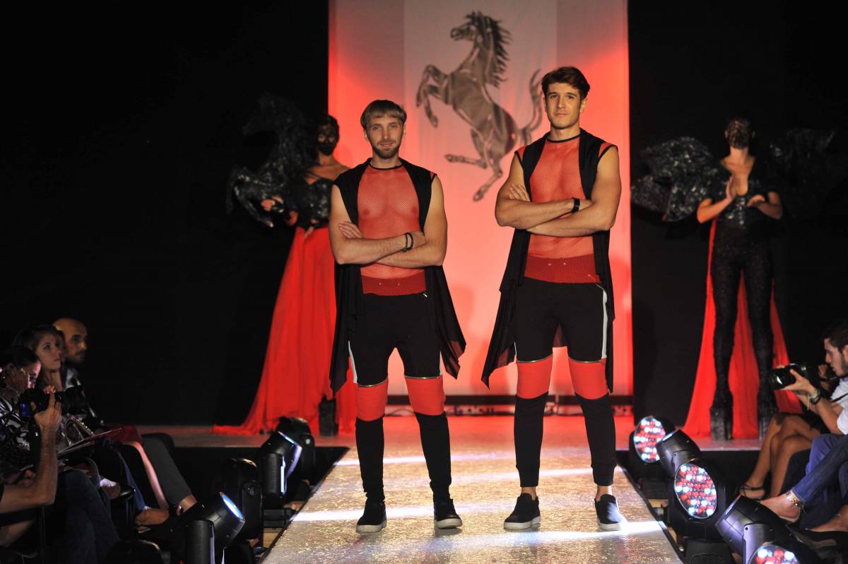 Ferrari & Fashion: i giovani stilisti s'ispirano alle Rosse di Maranello