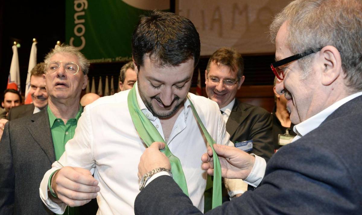 In scena la doppia Lega Guerra Salvini-Maroni per la leadership padana