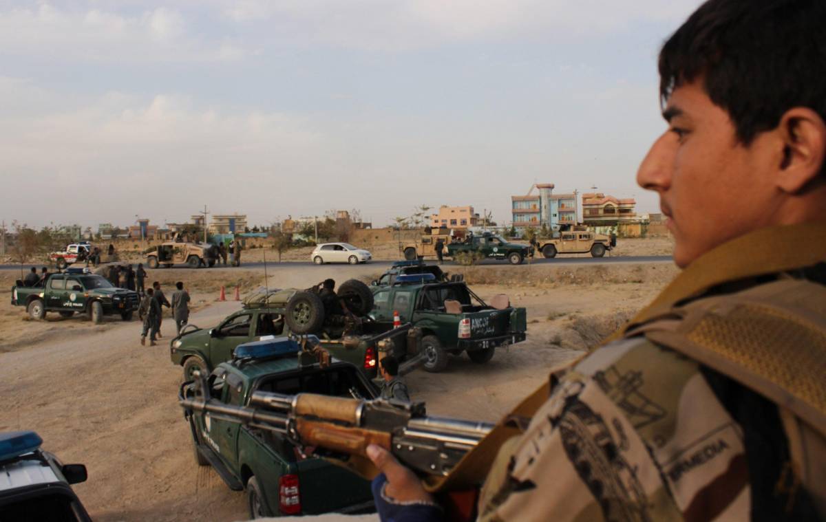 La polizia afghana prepara la controffensiva a Kunduz