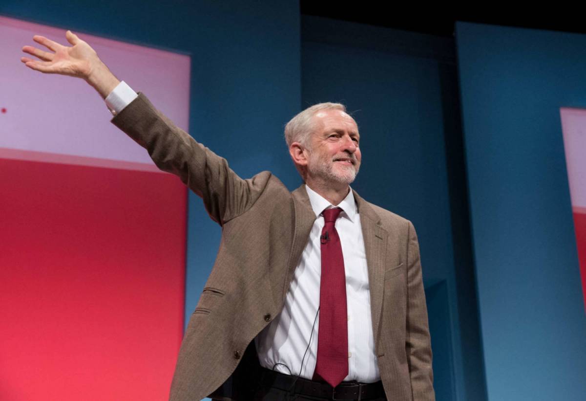 Nel Labour è scontro totale: pronto il golpe anti-Corbyn
