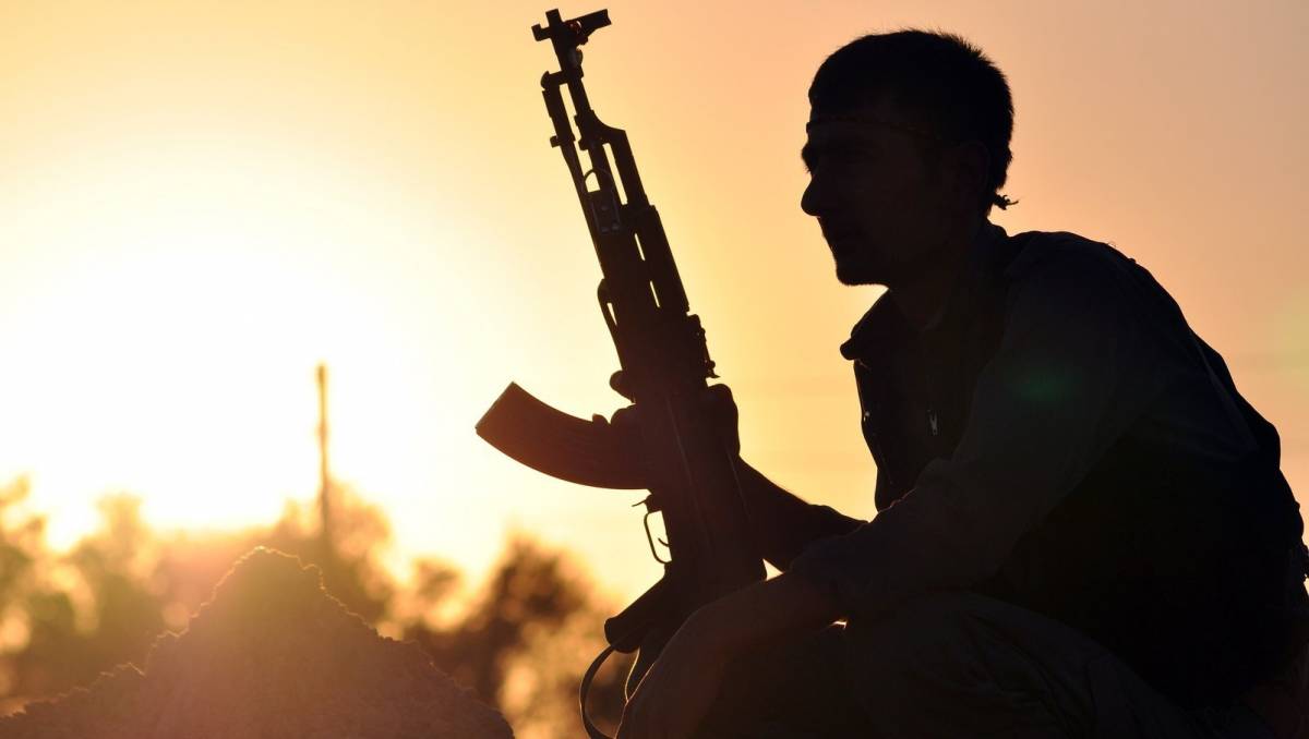 Combatteva contro l'Isis con i curdi. Ora lo accusano di terrorismo