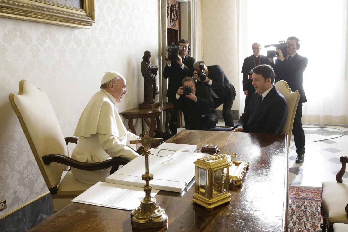 Il Papa non vuole Renzi a Messa: non vuole essere usato politicamente