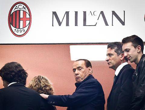 Se i complimenti di Berlusconi non vanno al Milan