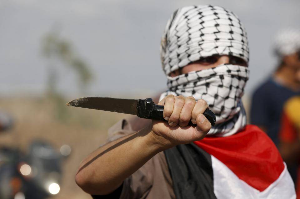 L'intifada dei palestinesi all'italiana: "I musulmani devono uccidere tutti gli ebrei"