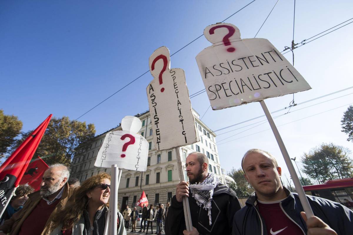 Bonus di 500 euro ai docenti: è il caos