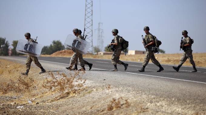 Truppe turche entrano in Iraq: soldati in zona di Mosul