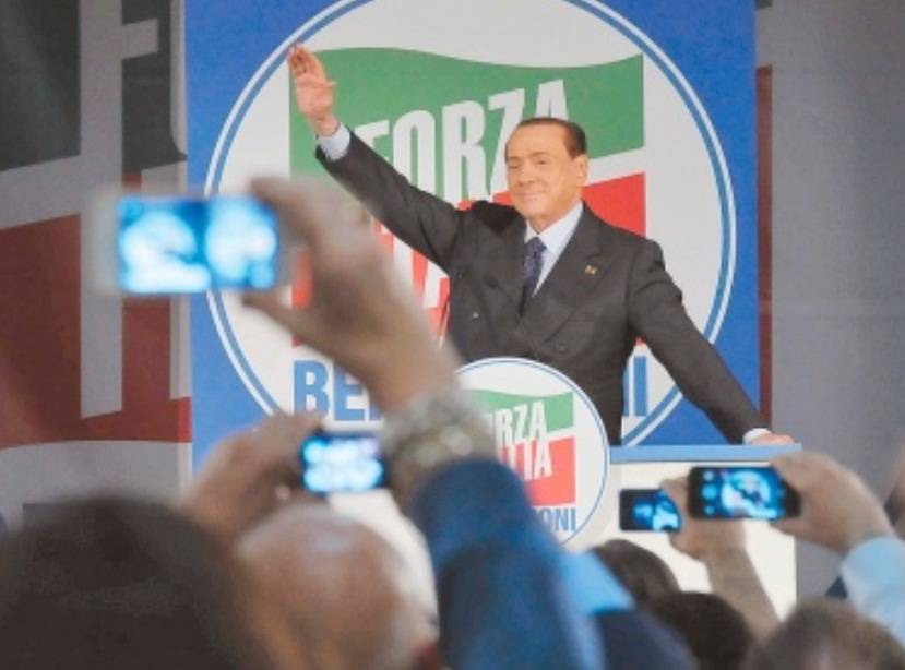 Il pressing di Berlusconi su alleanze e candidature