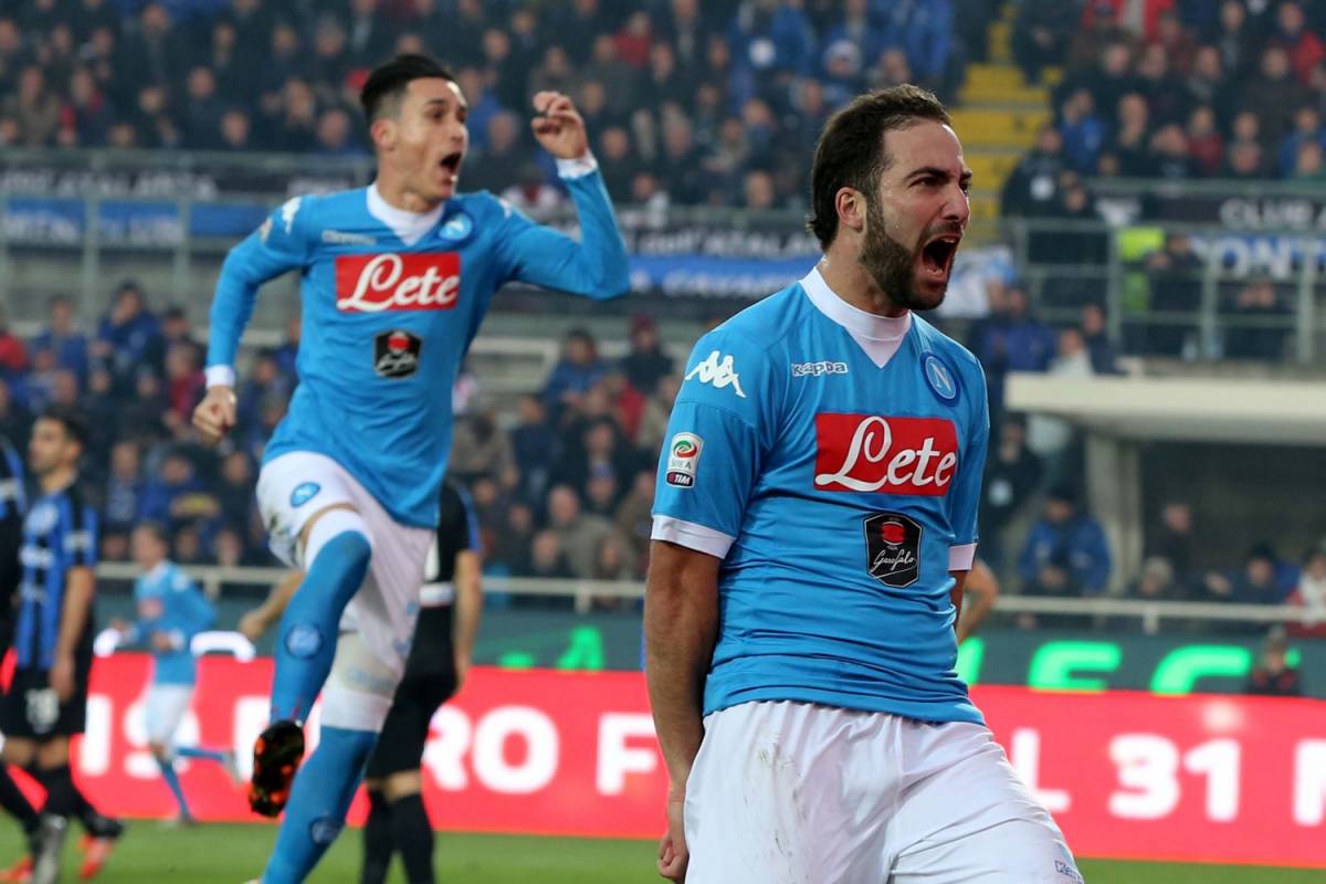 Higuain stende l'Atalanta, continua il sogno scudetto