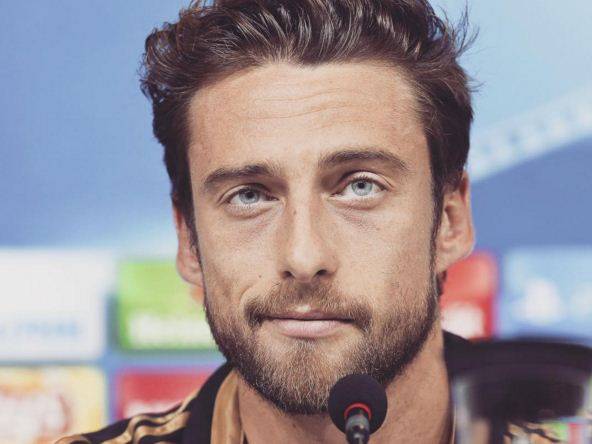 Marchisio risponde ai fan che insultano la moglie