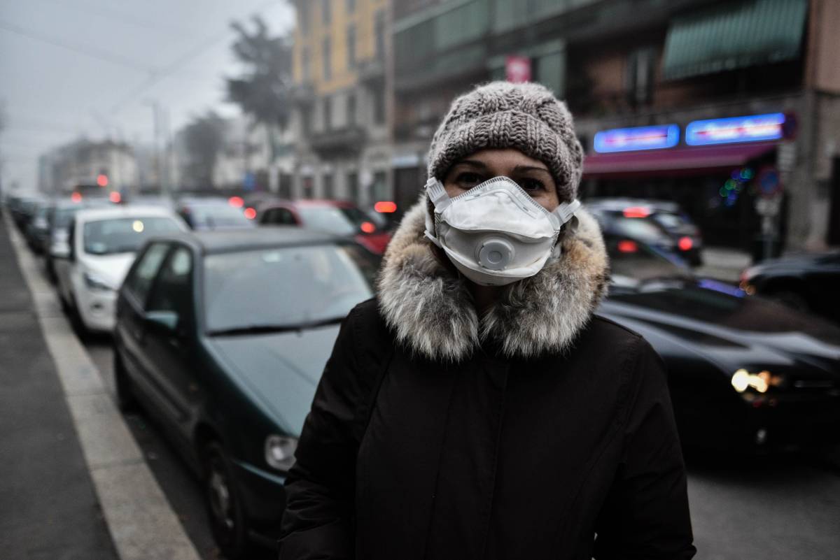 Smog, 300 multe a Milano nel primo giorno di stop alle auto