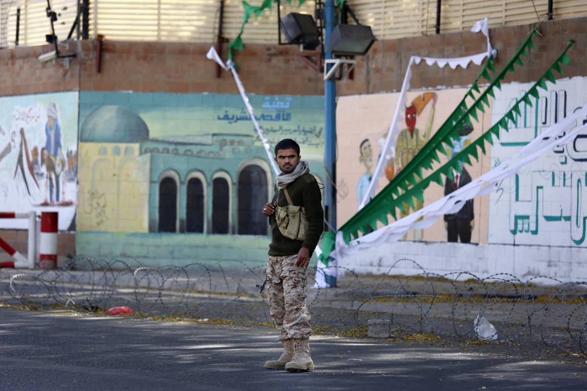 Riad smentisce l'Iran: niente raid su ambasciata in Yemen
