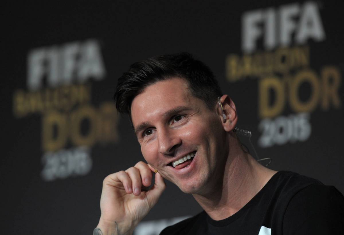 Lionel Messi è Pallone d'Oro per la quinta volta in carriera