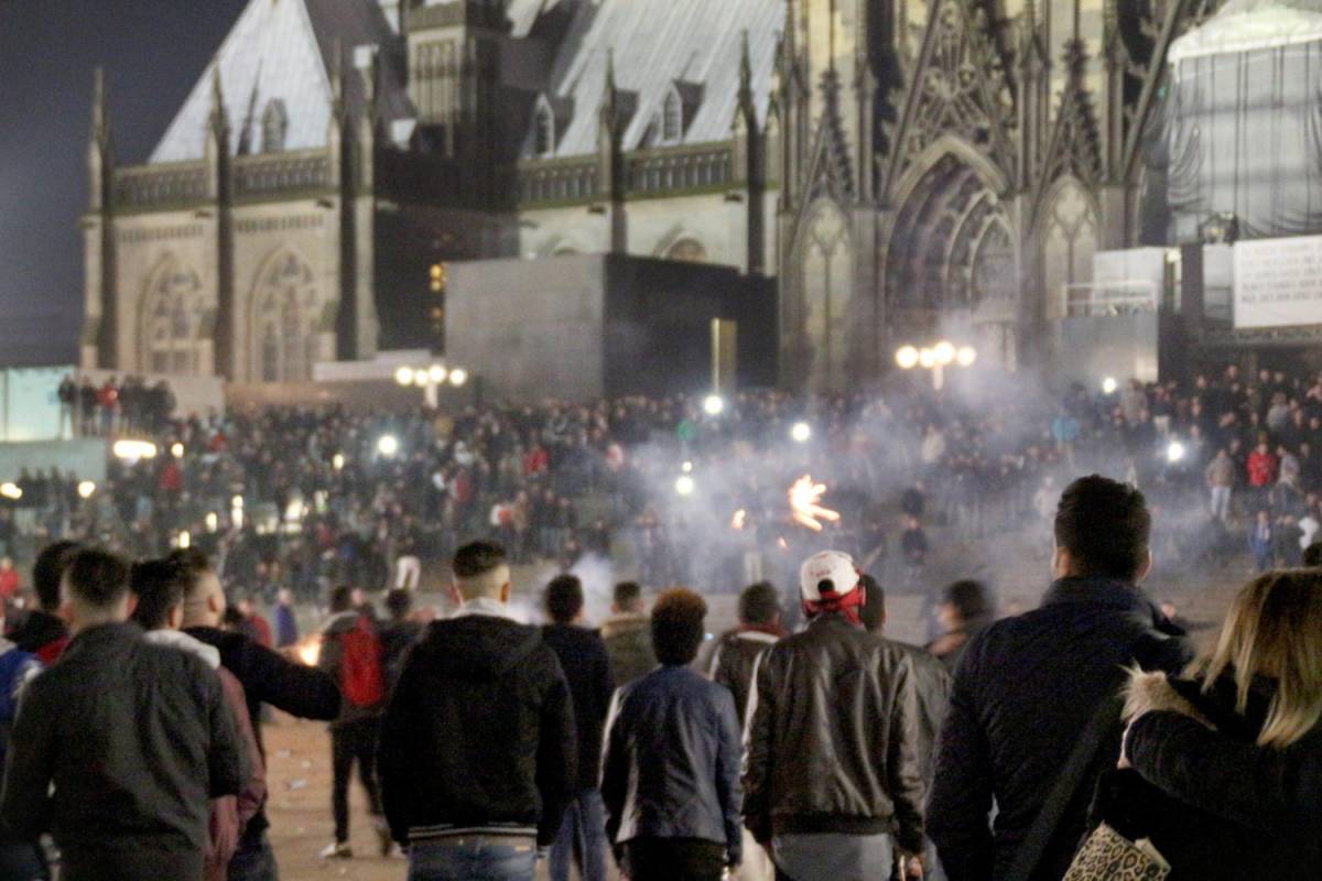 Colonia, emerge nuovo video delle violenze di Capodanno