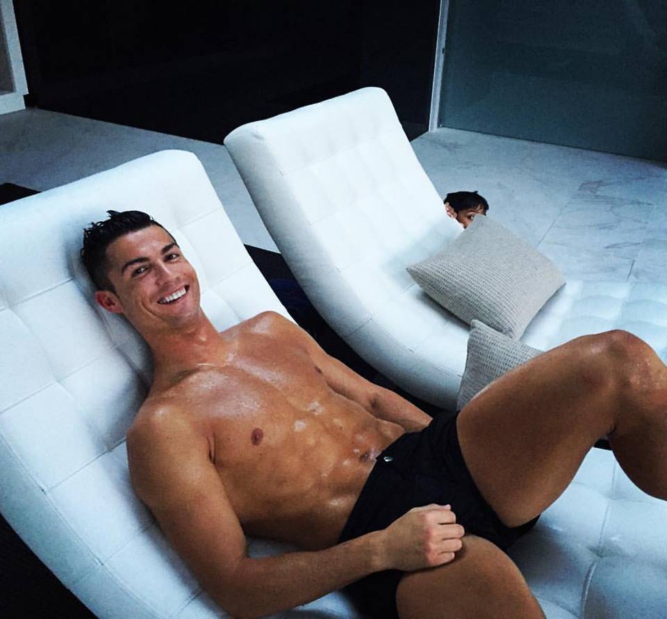 Al Real Madrid non piace il gossip su Ronaldo. Stop ai viaggi in Marocco
