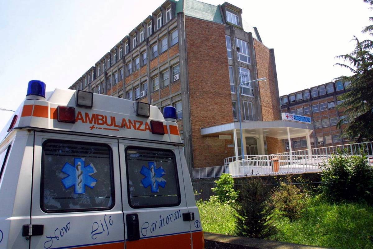 Catania, dimesso al pronto soccorso muore nel parcheggio dell'ospedale