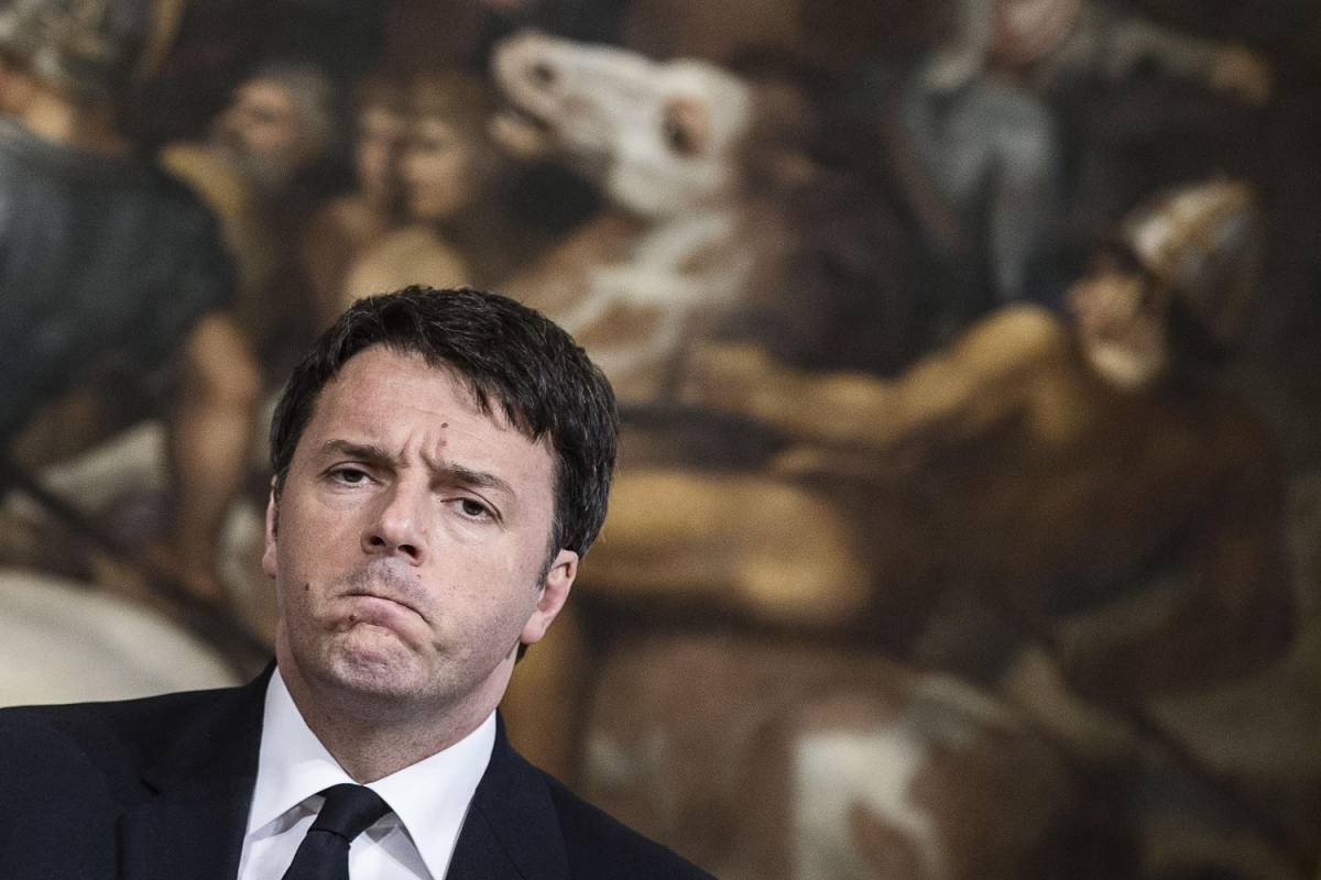 Il mondo parallelo di Renzi: "Abbiamo abbassato le tasse"