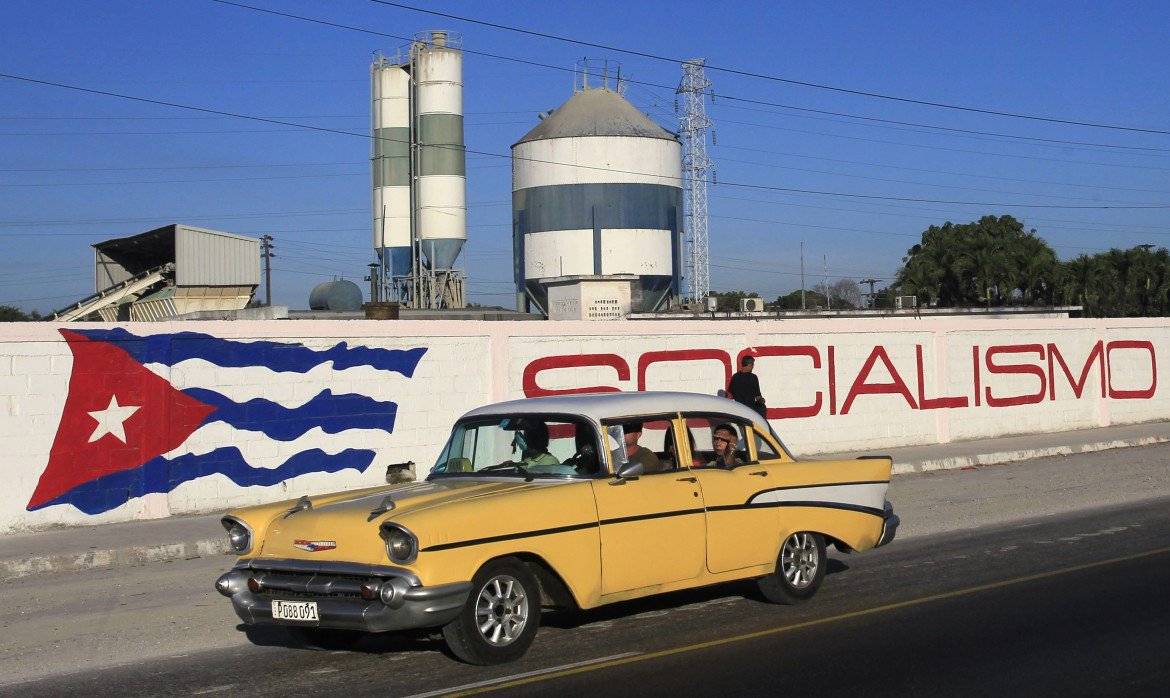 Obama dà il via libera all'apertura della prima fabbrica americana a Cuba