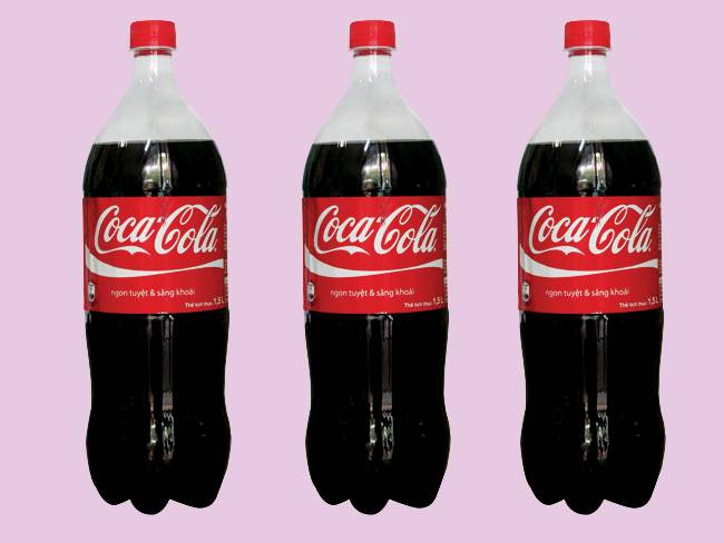 Doccia fredda per Coca Cola: non può "registrare" le nuove bottiglie di plastica