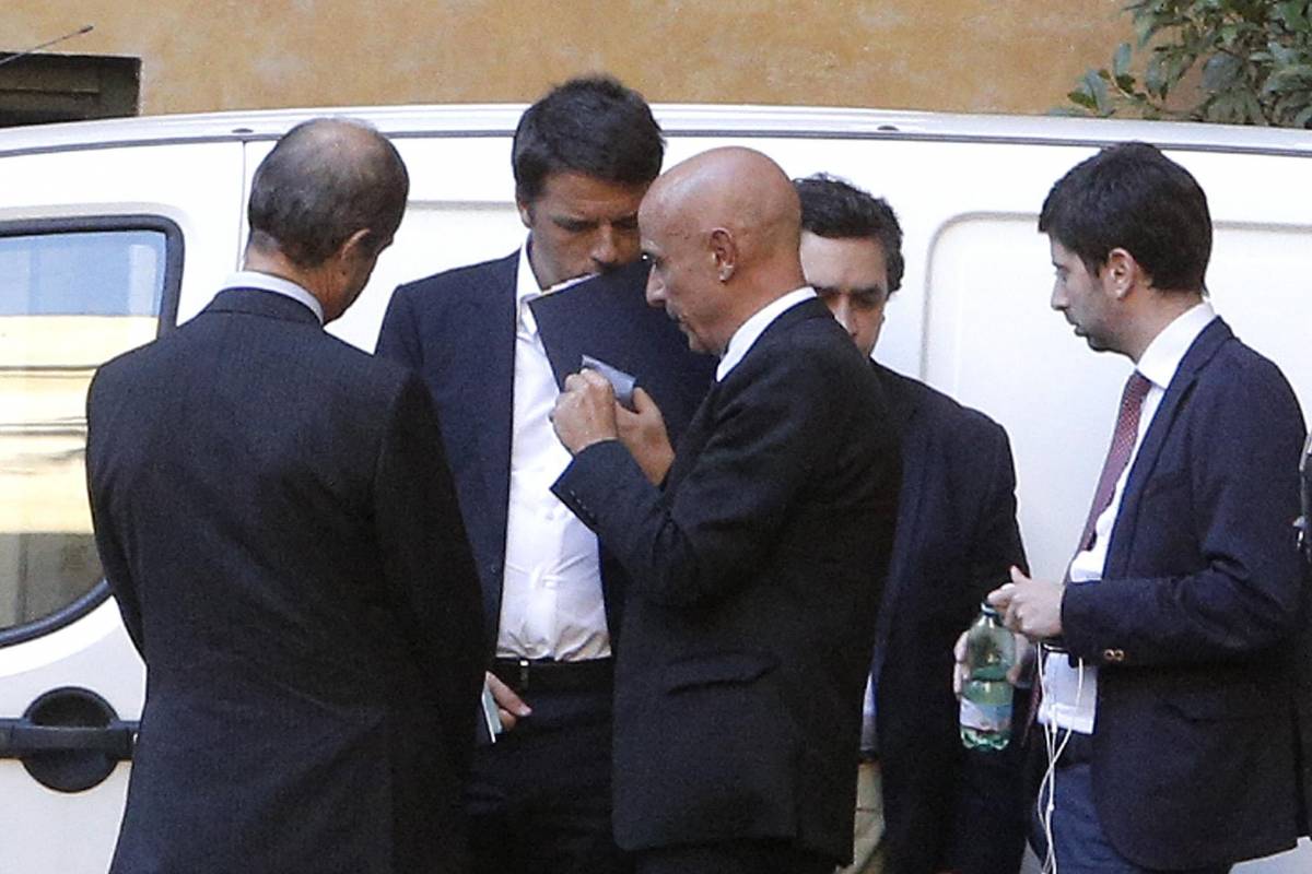 Berlusconi spiato, Minniti: "Gli Usa chiariscano". Ma FI viene esclusa dall'audizione Copasir