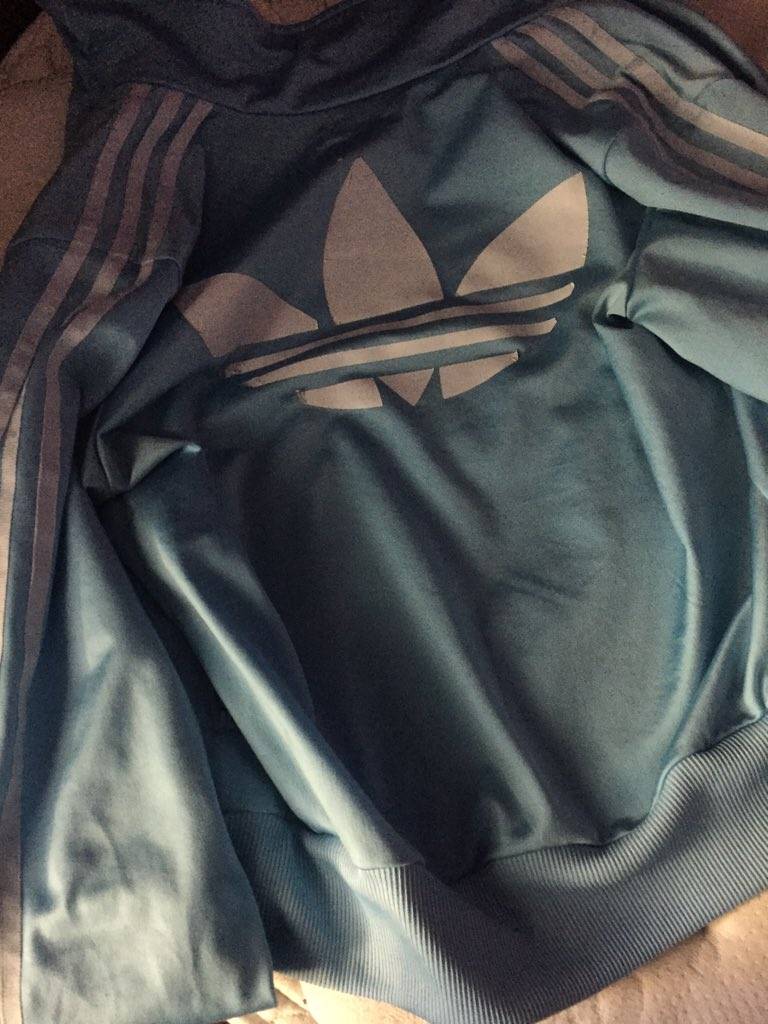 Di che colore è la giacca?