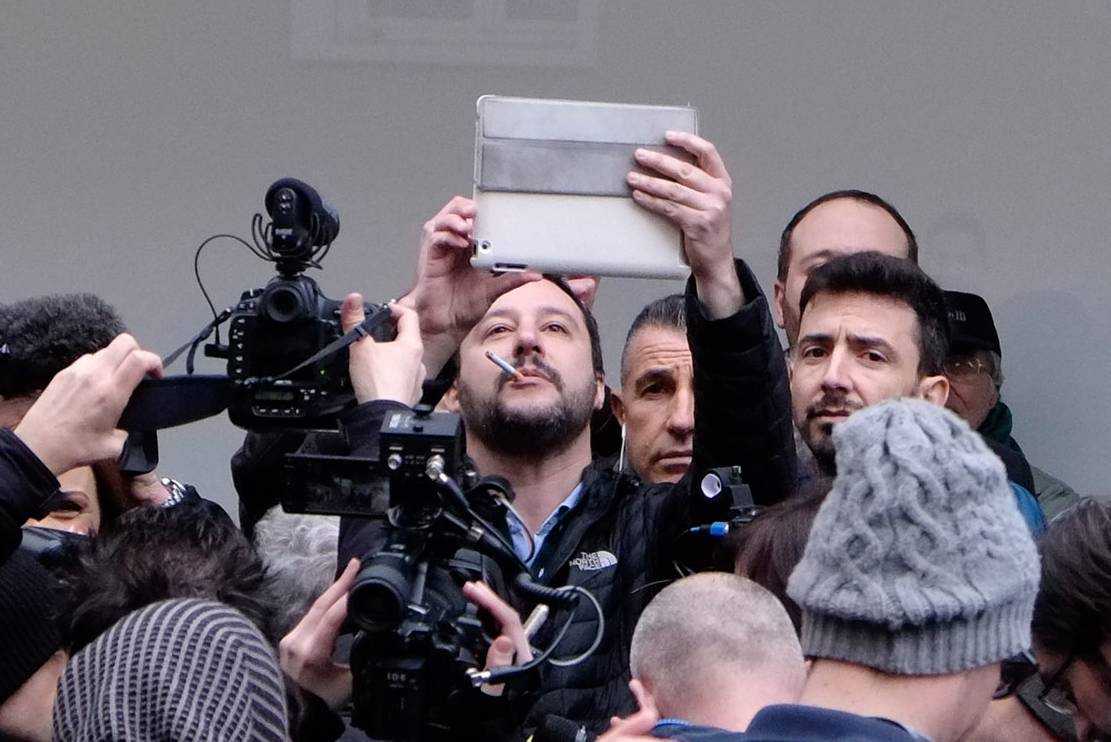 Il parroco benedice Salvini: "Fermi lei gli islamici arroganti"