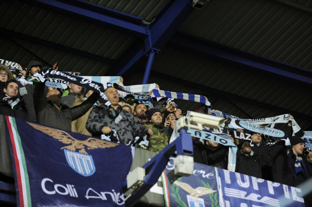 La Lazio pareggia a Praga ma i cori rovinano la trasferta