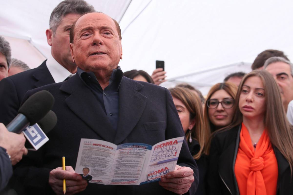 "Col rancore non si fa politica" Berlusconi riapre agli alfaniani