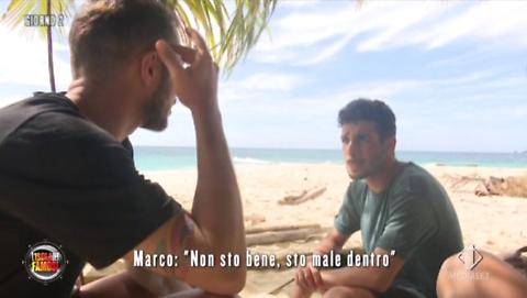 Lo sfogo di Marco Carta all'Isola: "Sto mal dentro, non ce la faccio più"