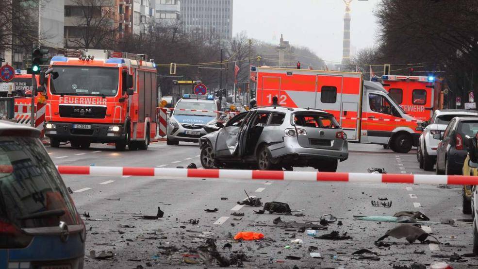 Autobomba esplode a Berlino