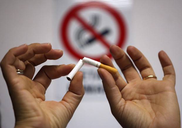 "Nel 2030 8 milioni di persone moriranno a causa del fumo"
