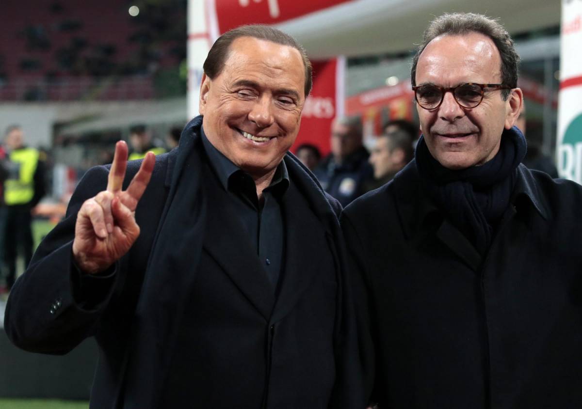 Berlusconi si confessa: "Potevo perdere la vista"