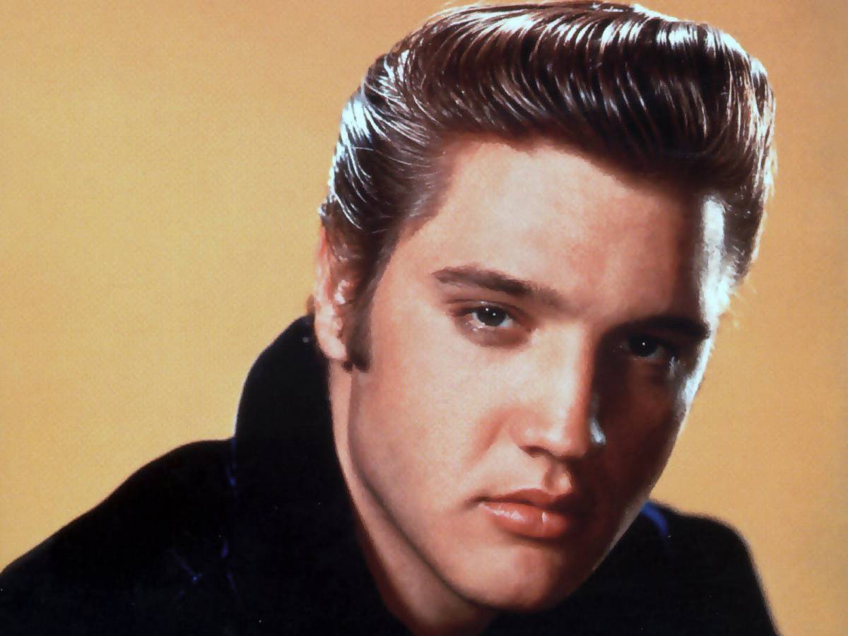 "Santo" e ribelle Un monumento di 60 dischi per Elvis Presley