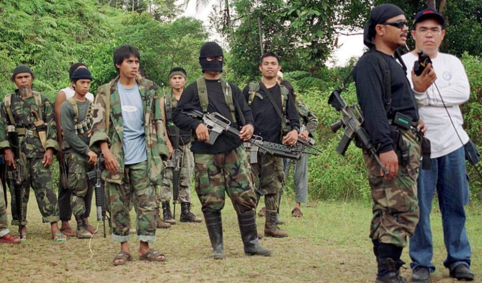 Gli affiliati filippini dello Stato Islamico uccidono 18 soldati