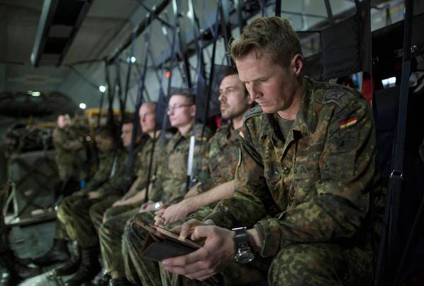 Quei soldati esercito tedesco che si arruolano nell'Isis