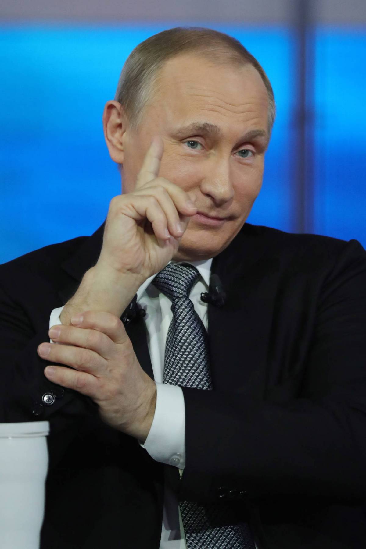 Rublo, crisi in Libia e first lady. In tv quattro ore di Putin-show