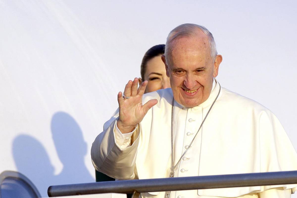Il Papa farà ritorno in Italia portandosi dietro 10 migranti