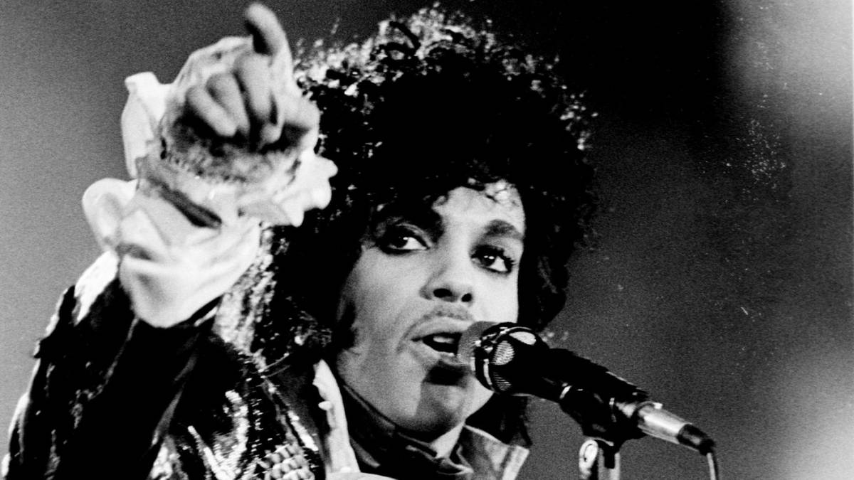 Justin Bieber disonora la memoria di Prince: "Non era l'ultimo grande performer vivente"