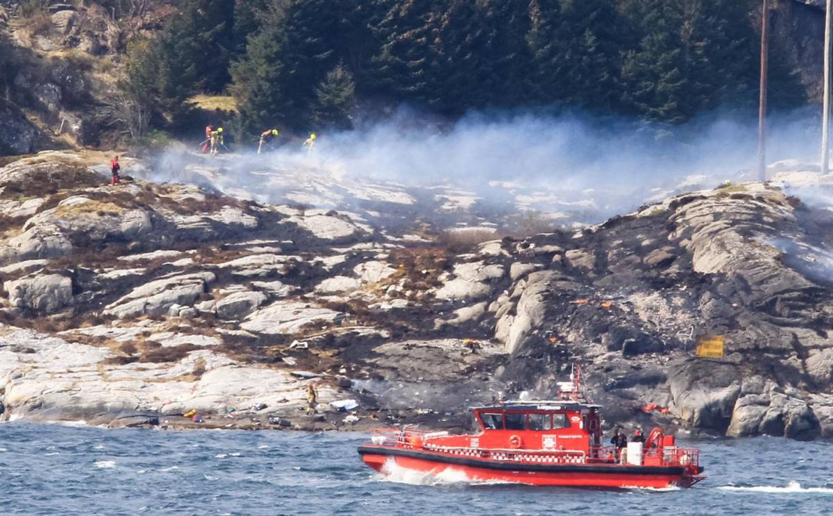 Norvegia, esplode elicottero: nessun sopravvissuto, tra le vittime un italiano