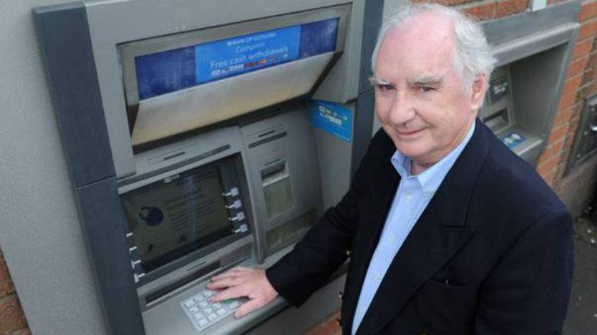 "Ho inventato il bancomat e non sono ricco.Voi miliardari che rivoluzione avete fatto?