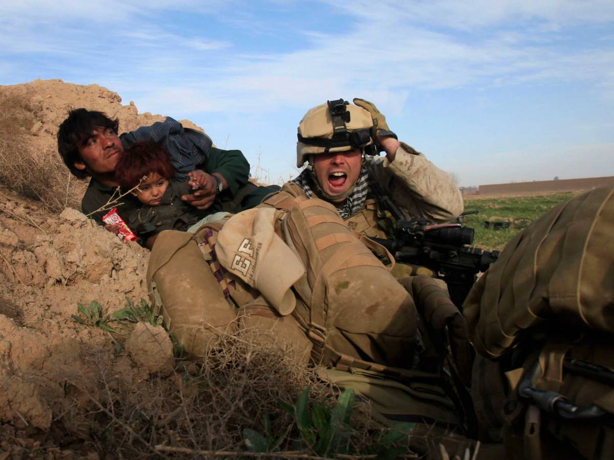 Interprete per l'esercito inglese in Afghanistan suicida per asilo negato