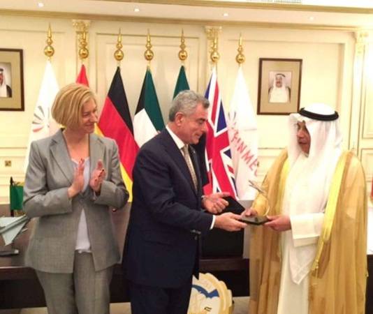 Il giallo del Rolex al ministro Pinotti