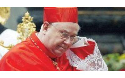 Il cardinale Calcagno indagato per malversazione