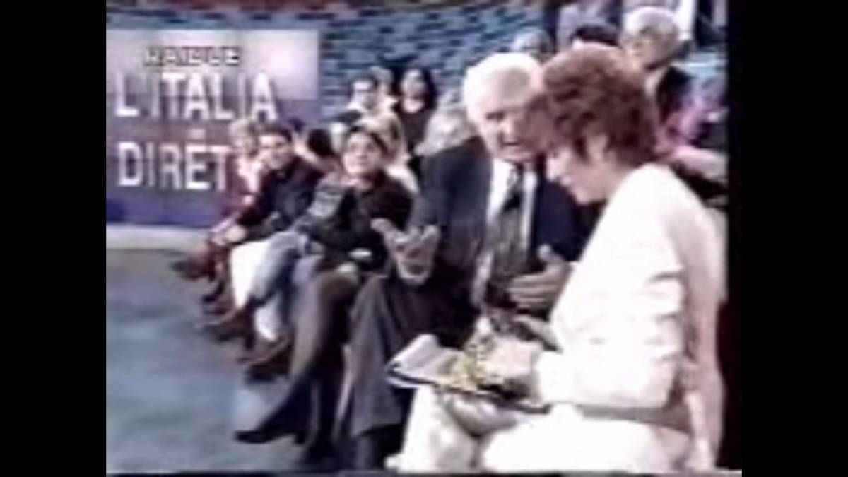 Quando Marco Pannella regalò dell'hashish ad Alda D'Eusanio in diretta tv 