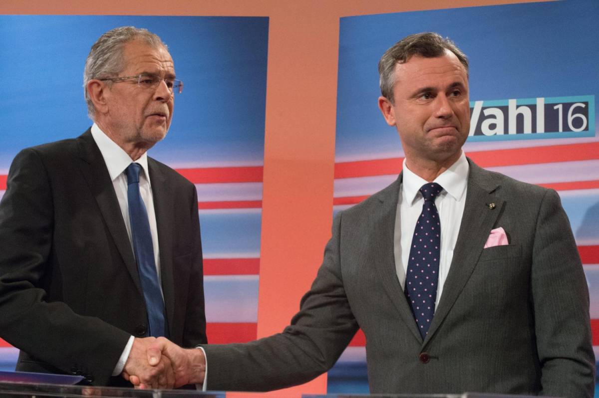 Presidenziali in Austria, la destra di Hofer in vantaggio su Van der Bellen