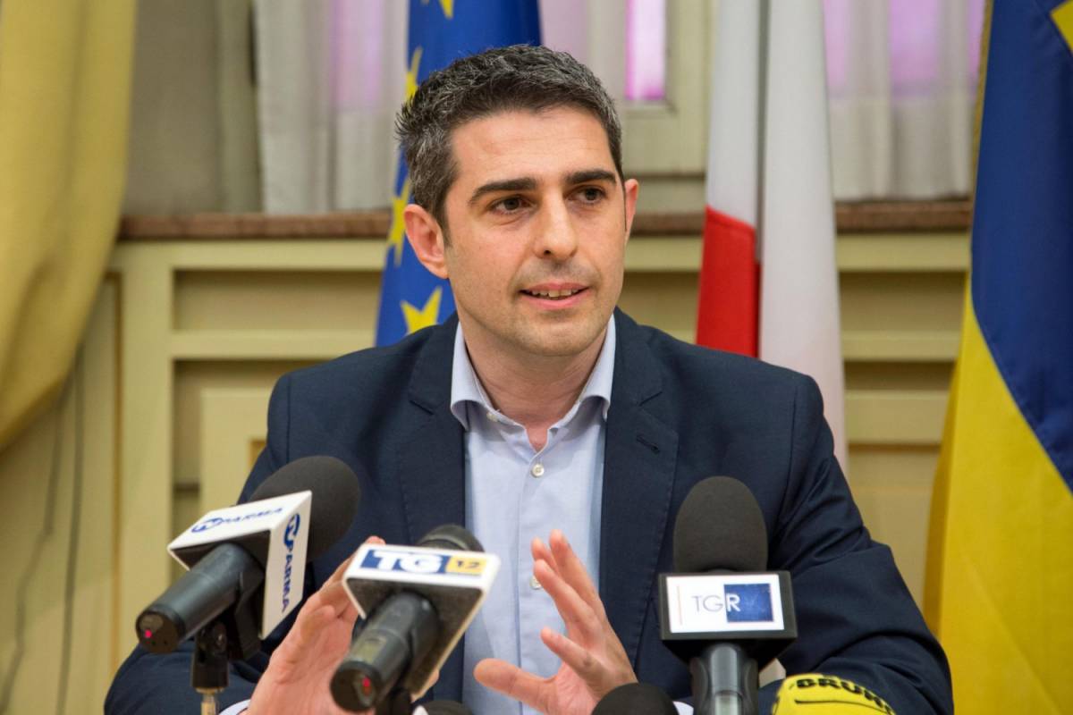 Parma, il sindaco Pizzarotti indagato per l'alluvione del 2014