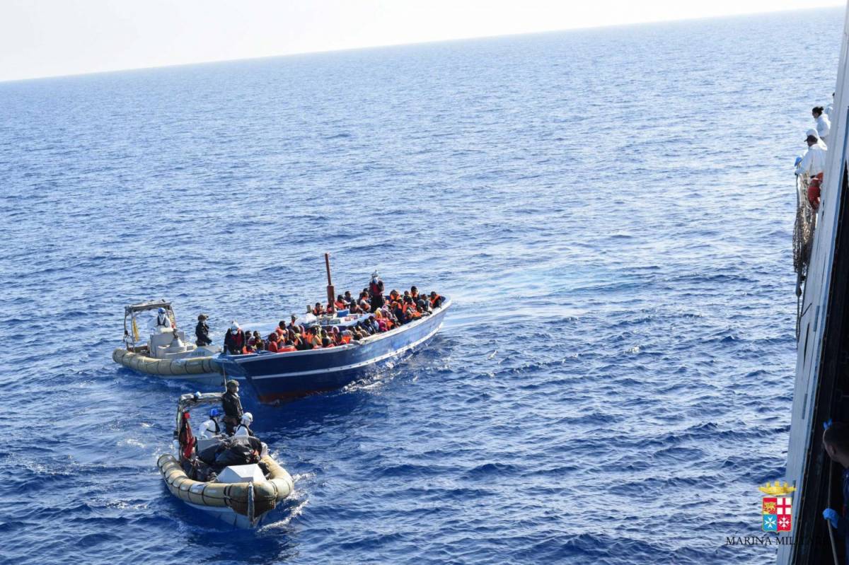 Migranti, ondata record al Sud: ne sbarcano tremila al giorno