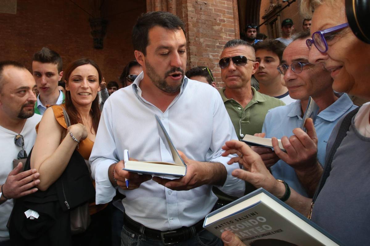 L'addio di Salvini: "Una preghiera per Buonanno"